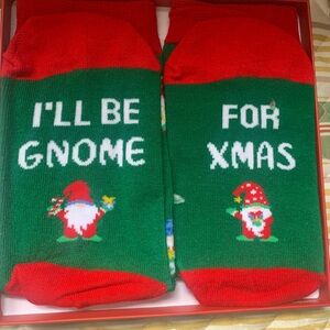 NIB “I’ll Be Gnome for Xmas” Green Christmas Holiday Gnome Socks